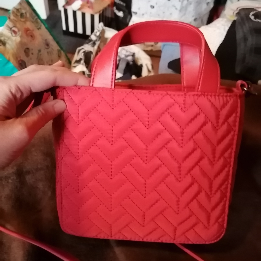 NWOT Quilted Polyester and vegan leather small Steve Madden purse - Picture 2 of 16